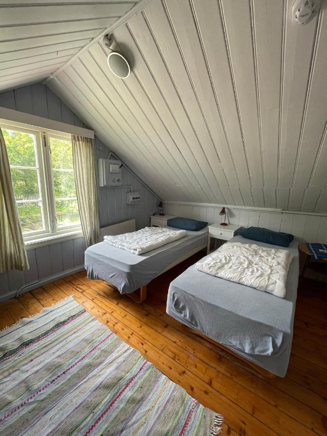 Lofoten Budget Hostel Å Exterior foto